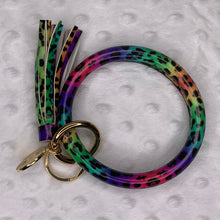 Load image into Gallery viewer, Bangle keychain